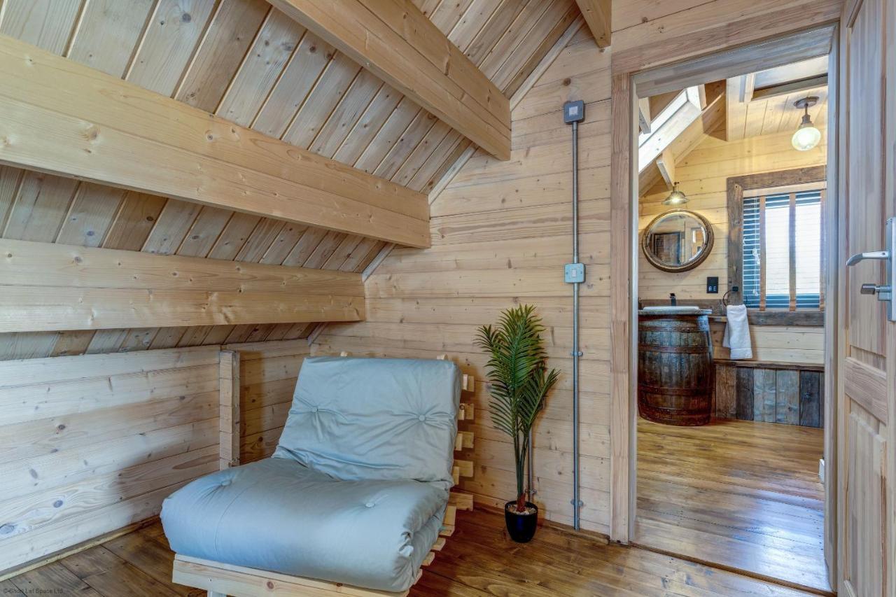 Buttercup Lodge Benson Bagian luar foto