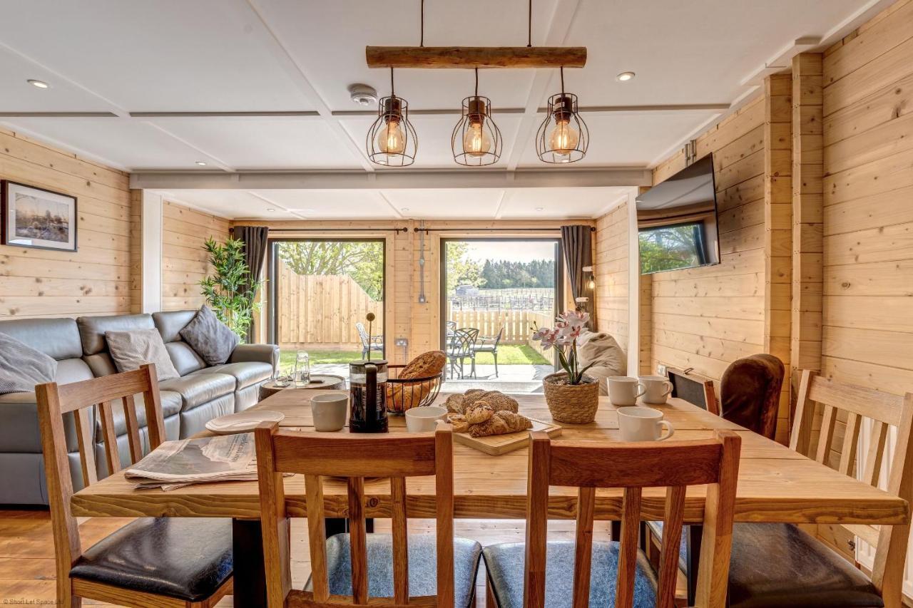 Buttercup Lodge Benson Bagian luar foto
